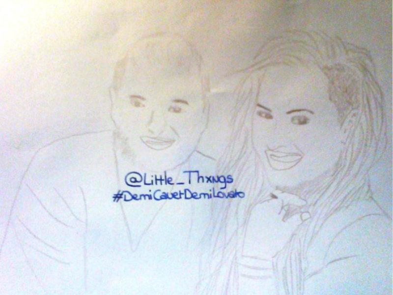 Hemmxngslay's tweet photo. #DemiCauetDemiLovato  Après 5 ans que je suis lovatic, j'ai l'occasion de réaliser mon rêve @cauetofficiel stp.. http://t.co/2di94dMBZJ