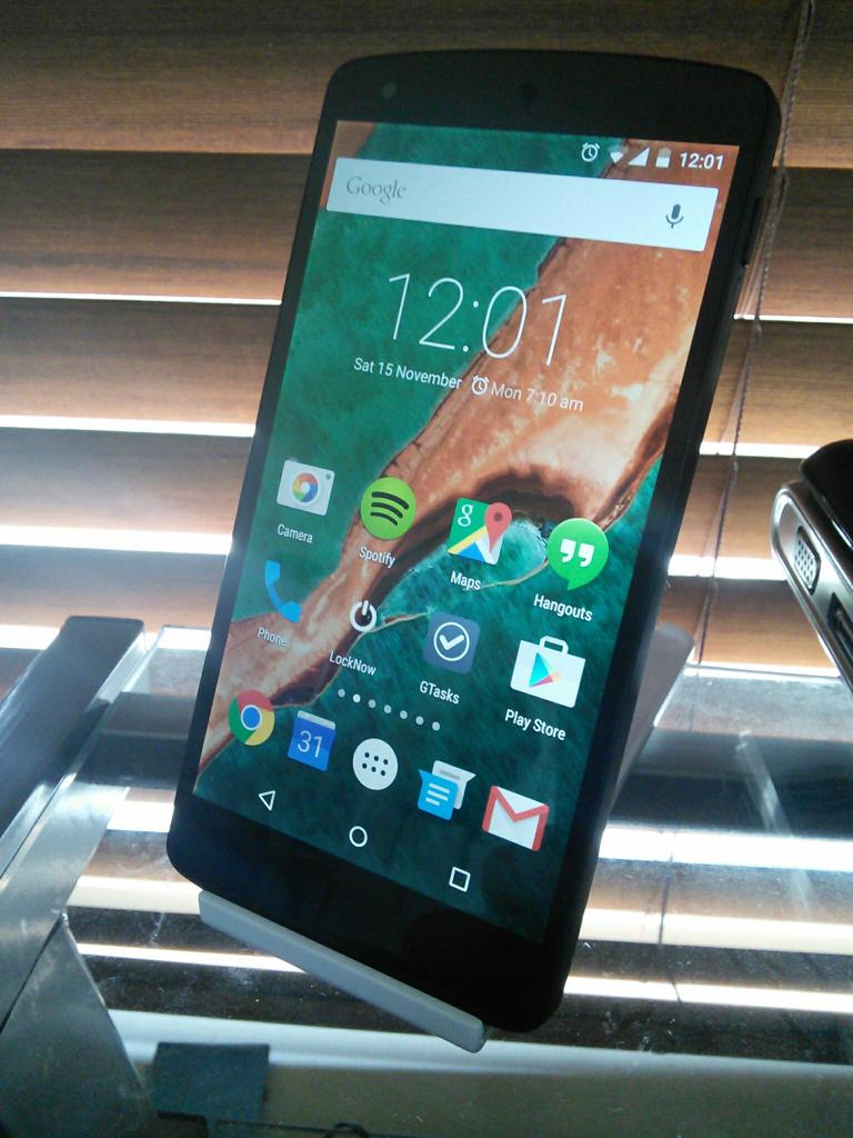mosaic__'s tweet photo. Sideload update successful @SimonBrunton @2degreesmobile @thecyril @haydenshaw @Psopho @mattdwen http://t.co/ZwlYJXLYl3