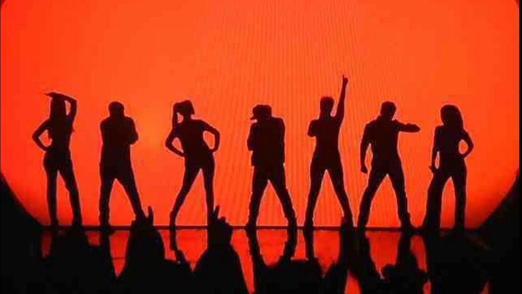 belle_goldstein's tweet photo. “@SClub7: We couldn't have loved that more! Best fans in the world! #SCLUBPARTYTIME #sclub7 @BBCCiN http://t.co/oqmslw1h6J” #loveit 💜💜💜💜💜💜💜