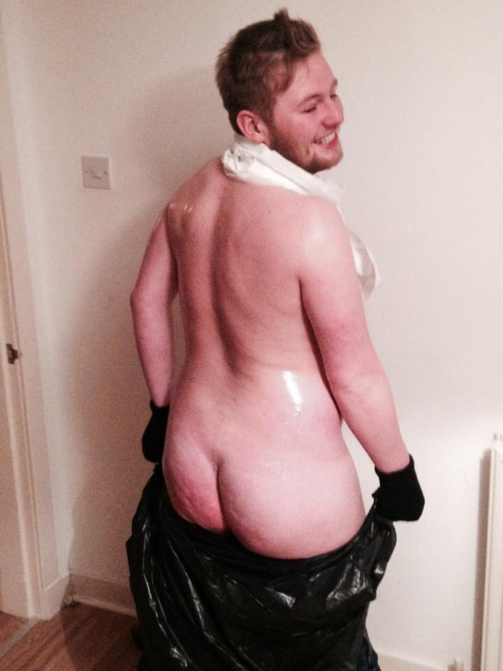 Byrney1874's tweet photo. @KimKardashian Orite doll that's how it's done!! #modelass http://t.co/I0EDcPGBSS