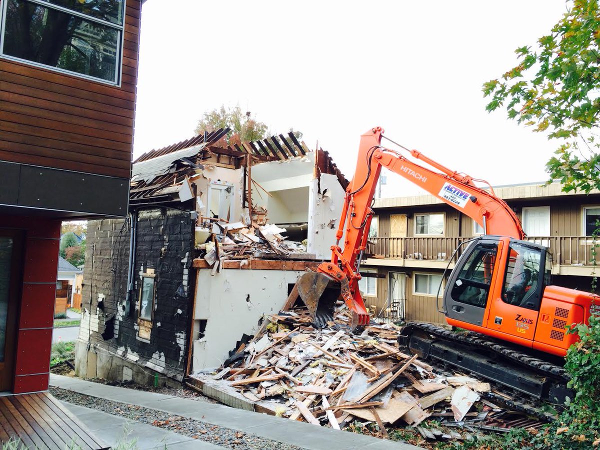 ImpDemolition's tweet image. Imperial Demolition &amp;amp; Earthworks completes another tight Demo project in downtown Seattle, WA.