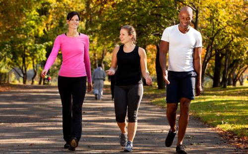 Melissa_Brunner's tweet photo. RT @runnersworld: 11 easy-to-implement safety tips ALL runners should follow: http://t.co/nYesJ84SZB #RWSafetyWeek http://t.co/y8QGg2HHfJ