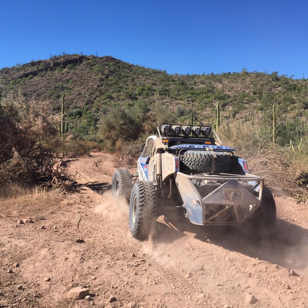 StrongholdMotor's tweet photo. Nice shot of the class 1 car. #Baja1000 http://t.co/HsWfPFkHPv