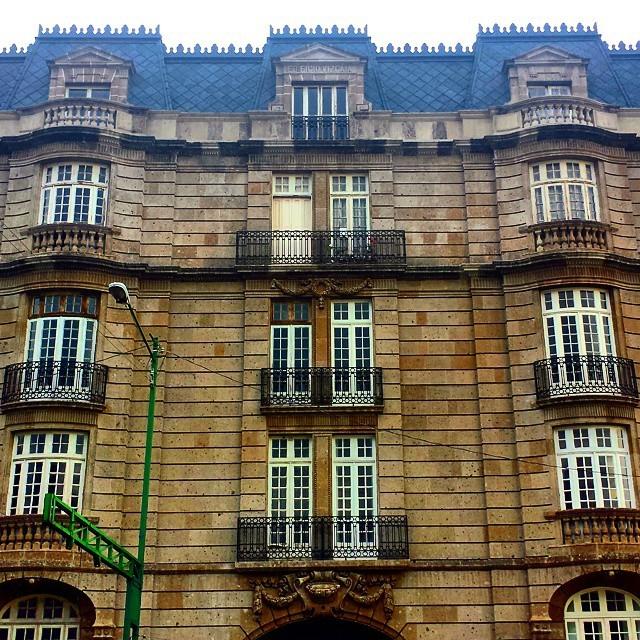 GldiisRoj's tweet image. Edificio Vizcaya #edificiovizcaya #edificiosantiguos #bucareli128 #coloniajuarez #df #cdmx #mexicocity