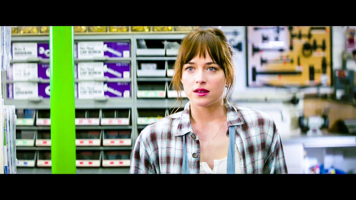 FSOG_Kinky's tweet photo. SHE IS PERFECT! #Anastasia #Christian #FSOGTrailer2 #JamieDornan #DakotaJohnson http://t.co/kI9gYc3Ren
