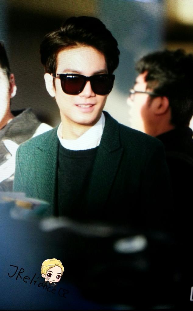 NUESTCafe's tweet photo. [PREVIEW] 141115 JR at Incheon airport (cr:JReliance) http://t.co/eb6bNWdLbn