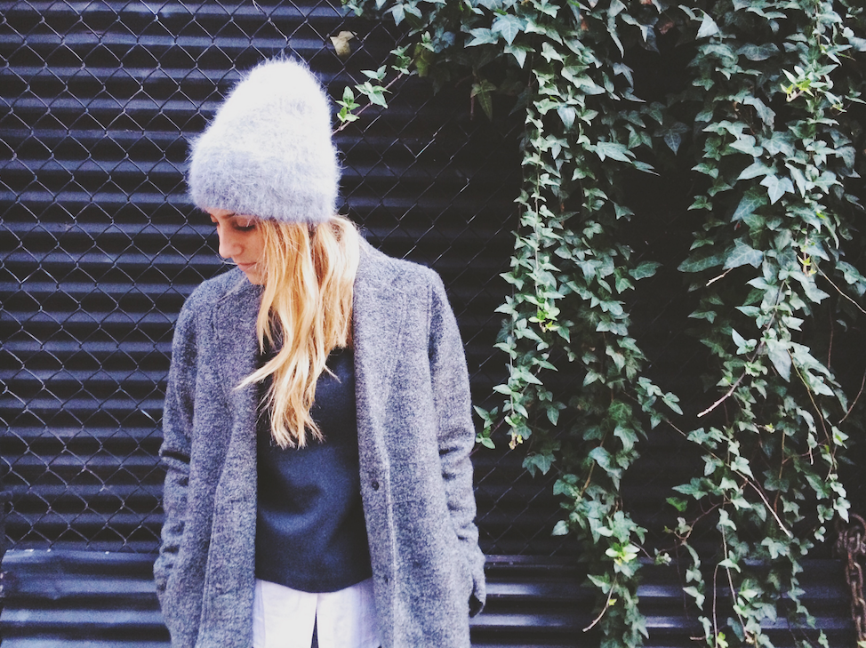 ARITZIA's tweet photo. Bring it, Winter: http://t.co/ADOLHn3TVH π βοΈ #FallForUs http://t.co/zr4D7I9P2l