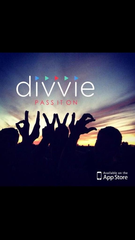clifcooper's tweet photo. I need EVERYBODY to go download the @DivvieApp on your IPHONES but "first
let me take a .... ". #androidcomingsoon http://t.co/yJmhVmWlIc
