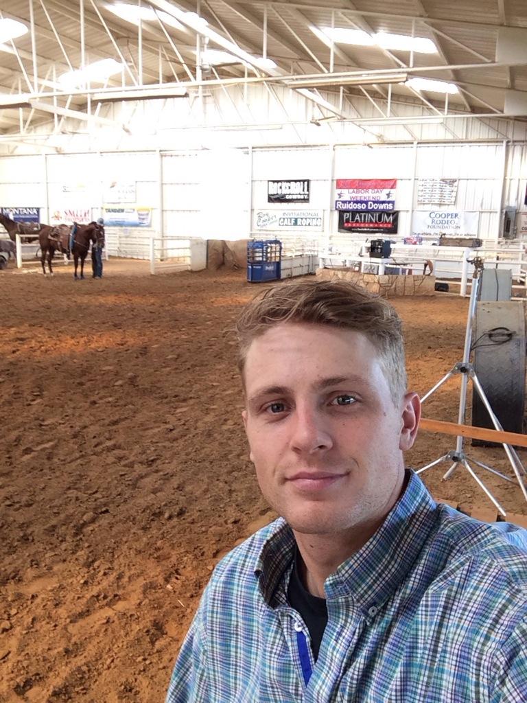 clifcooper's tweet photo. I need EVERYBODY to go download the @DivvieApp on your IPHONES but "first
let me take a .... ". #androidcomingsoon http://t.co/yJmhVmWlIc