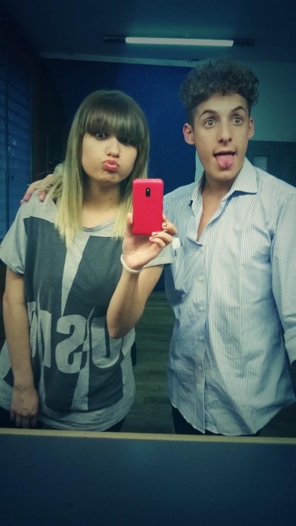 cami_dosalexito's tweet photo. Solo vos para hacerme llorar con tus bobadasssss 💖 @alf_dosalexito http://t.co/THhubJh6vx