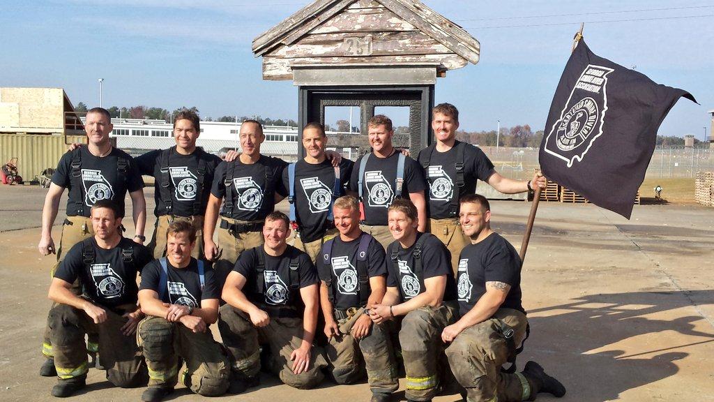 smokedaddy5's tweet photo. Congrats GSD Class 49. Job well done. Thx to the 80+ instructors who donate their time &amp; talent to make it happen. http://t.co/BP3fBPKSQ1