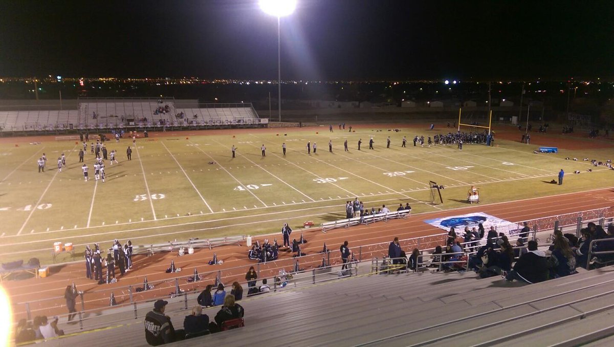 jrodin915's tweet image. Final High School Football Radio broadcast of 2014. Del Valle-Chapin. #epfootball... swarmapp.com/c/aiQpi8n2tJ7