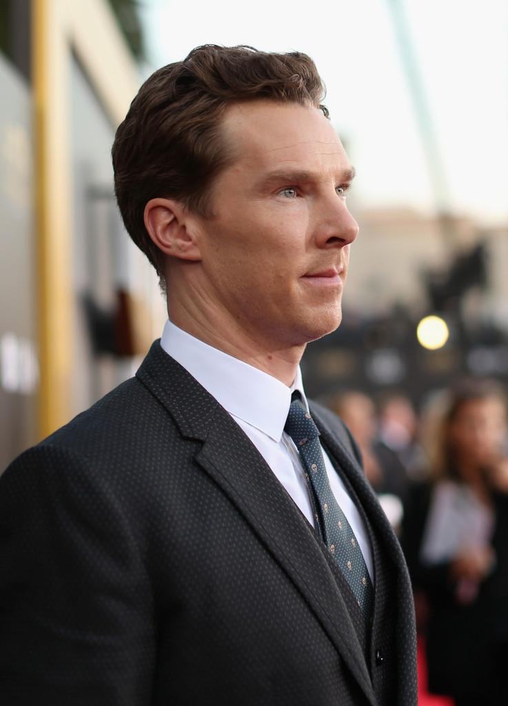 横顔 のアイデア 39 件 ベネディクトカンバーバッチ シャーロック 海外 俳優