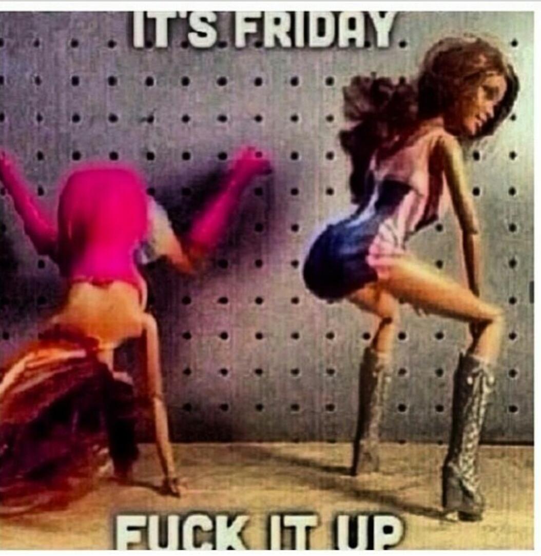 Isabelmaj's tweet photo. Descripción gráfica de nuestras fiestas @pilardelpinom  😂😂😂 http://t.co/zR6sQinYnf
