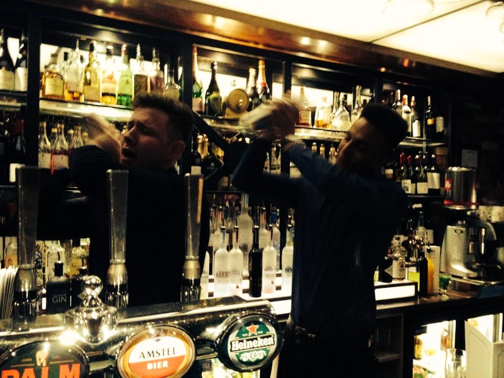 tamsinarmstrong's tweet photo. @High_Pavement #doubleshakey #fwoargh 😀 http://t.co/SHiy8rfWG9