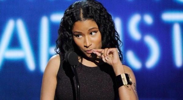 StumblerTop's tweet photo. When you tweeting in general &amp; the shoe start fitting a couple people so they heated. http://t.co/iHQJWg9Ny6