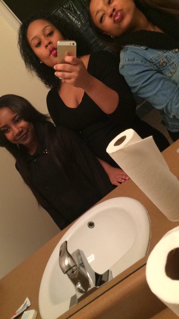 Killa_Rose_'s tweet photo. 💞 http://t.co/W0KoxCVDgM