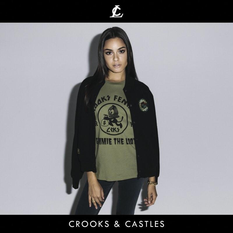 crooksncastles's tweet photo. #LadyCrooks dropping at @CROOKS_FAIRFAX tomorrow. #FWU http://t.co/bYl2AvFlMD