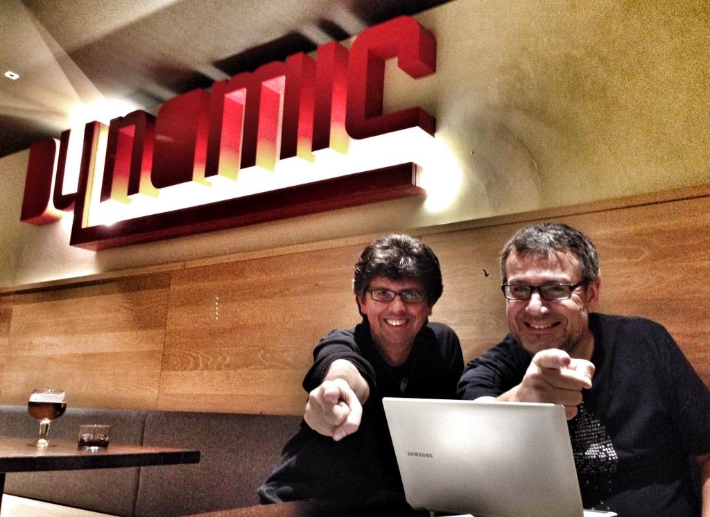 trialateva's tweet photo. Mil gràcies per ser-hi! @ElDynamicBar ballant amb la #RadioCassetteNight #Figueres #dancingnights http://t.co/8qkcQKaBPl