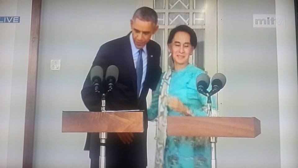 OpRohingya's tweet photo. Outside your fancy meetings with The Lady the youth are crying for real change @USEmbassyBurma #ObamaInMyanmar #Burma http://t.co/olhLlVcFlW