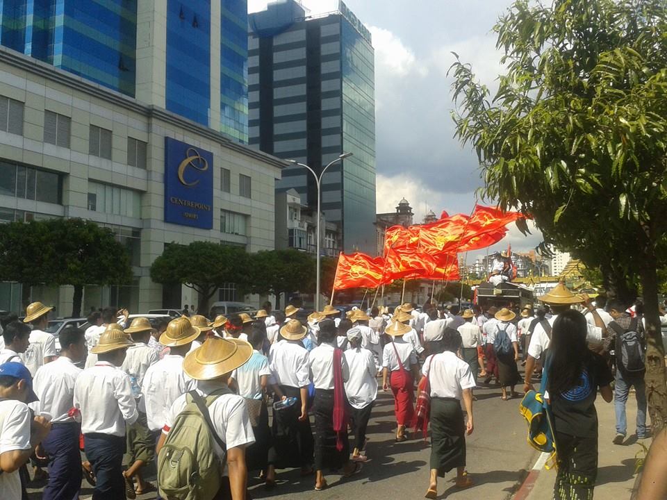 OpRohingya's tweet photo. Outside your fancy meetings with The Lady the youth are crying for real change @USEmbassyBurma #ObamaInMyanmar #Burma http://t.co/olhLlVcFlW