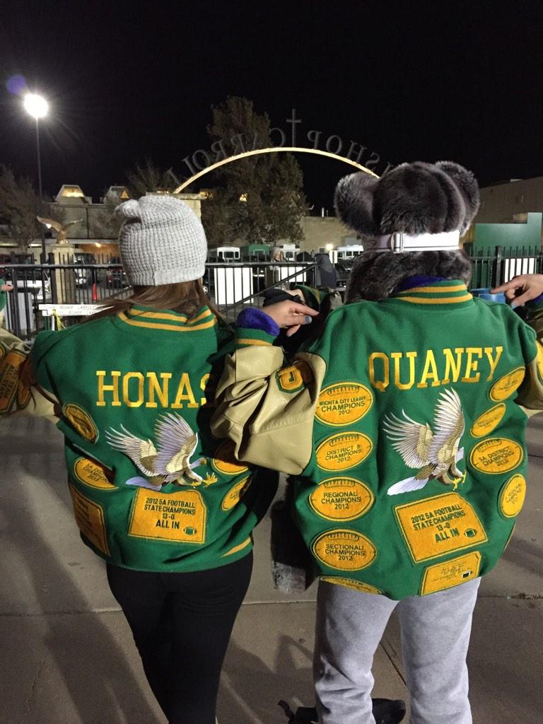 A_Net_H's tweet photo. Got a pic with this lady! #Breckyn @Quaney_Island @HankHonas #7 #25 http://t.co/OAzHzM7JWO