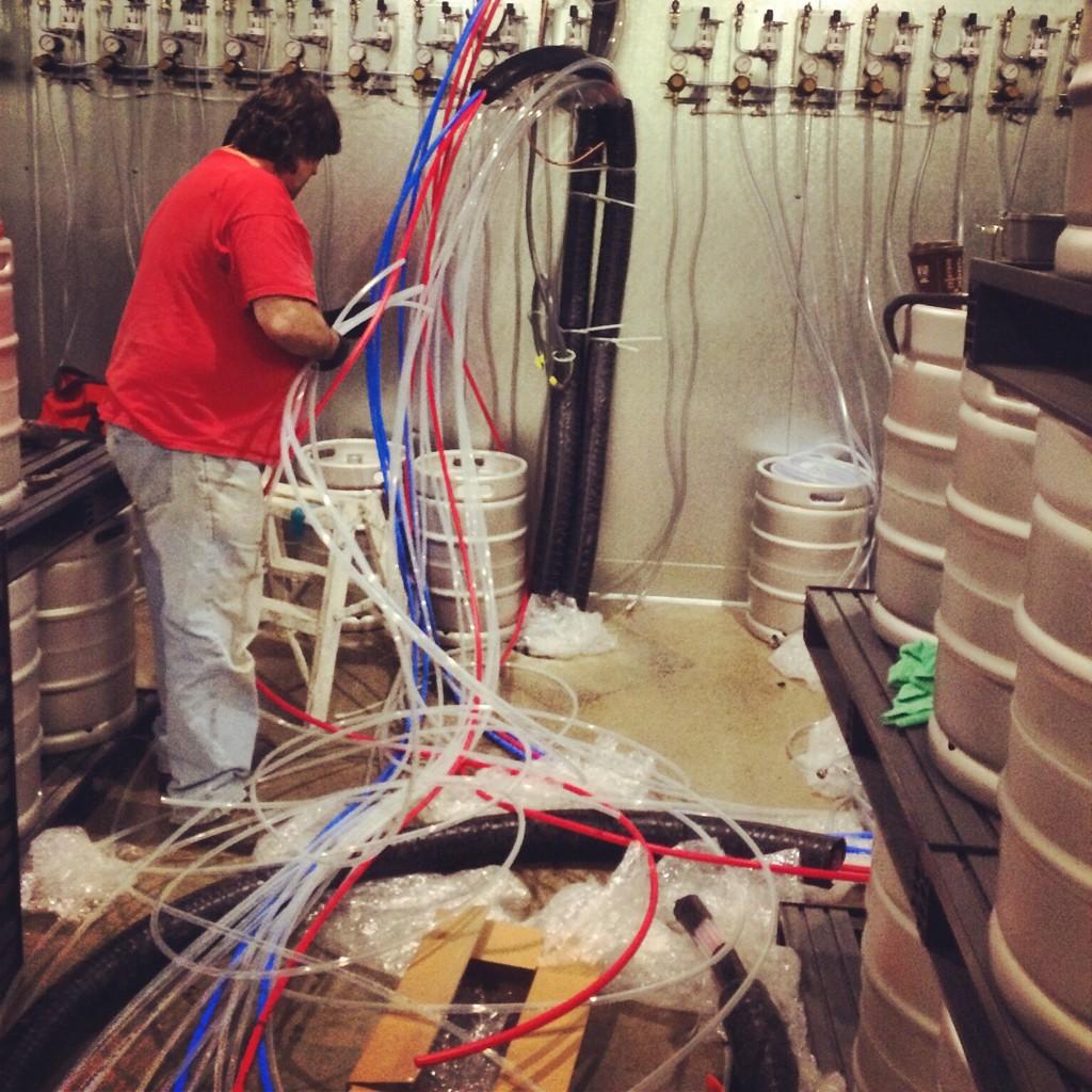 brannonsbrewery's tweet photo. Nothing has looked so sweet... 
#HookingUpTheBeerLines 
#FireSteamCraftsmanship 
#ShesDrafty http://t.co/hT60ggnA1U