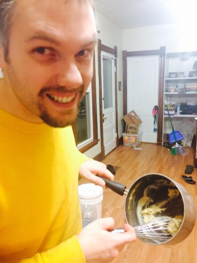 hittman2183's tweet photo. 1/2 stick butter 1/2 cup flour, that should be enough to roux'in it. #chefhumor #punny #hilarious #cheflife http://t.co/1bRVfuOYAL