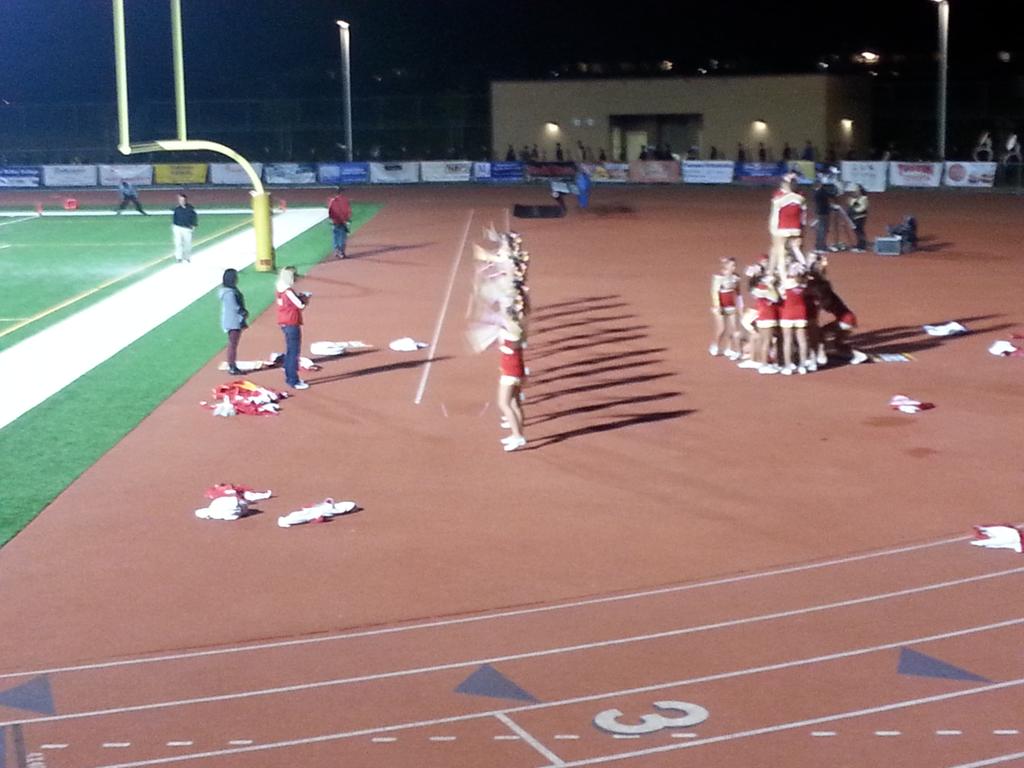 WHS13FOOTBALL's tweet photo. Lady Warrior's are ready to be loud!! Gooooo Warriors!! http://t.co/dVRCzcyRdK
