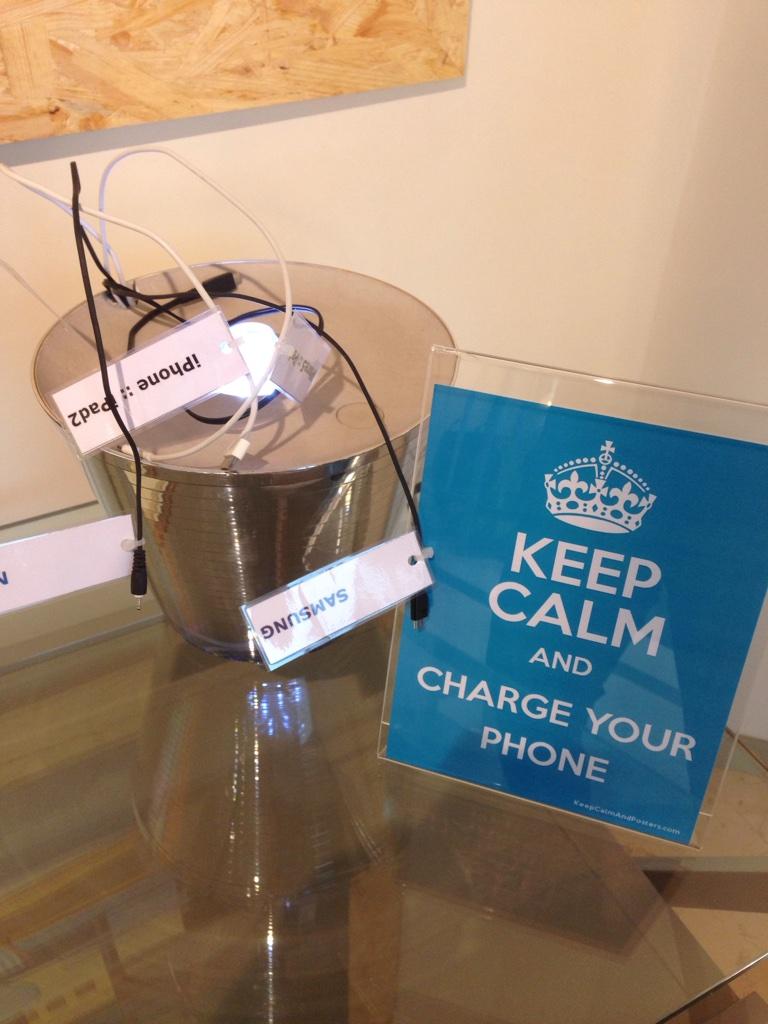 zenogovoni's tweet photo. Charge point @Hotel_Intel #hotelmarketing http://t.co/j2B3h0ztVD