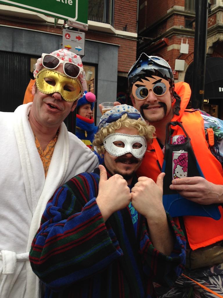 CarnavalConcert's tweet photo. Ook zo nieuwsgierig, wie er als Stadsprins uit het Eileuvernest zal komen? Wij wél! Tot vanavond... http://t.co/YdWswUEfTP