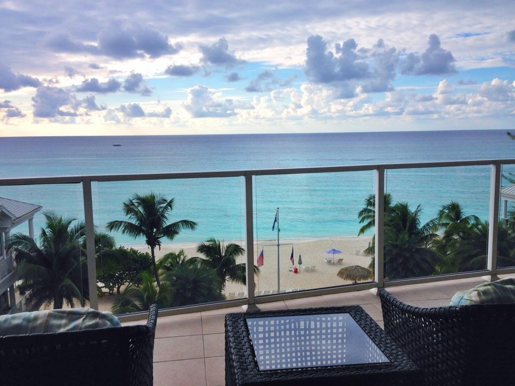 What an amazing place <a href="/Caribbeanclub/">Caribbean Club</a> home for Karen tran team for this week! Excited for #engage14