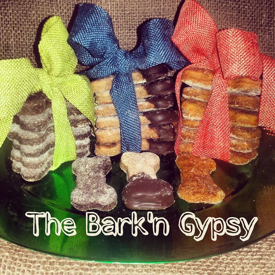 thebarkngypsy's tweet photo. @MauroPetCare Check out our Paw Lickin' Treats@ http://t.co/0TFRdOsUGa &amp; Give Us A Bark to get your order!! http://t.co/1vZjZzb3aV
