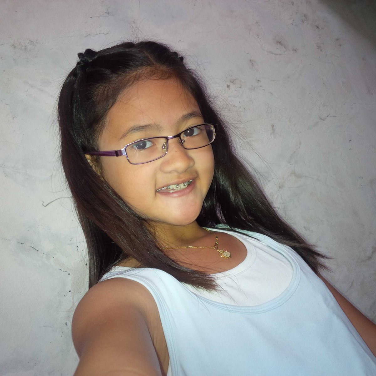 shella417's tweet photo. Cantikkan pake behel wkwkw http://t.co/LLU8yz8xsa
