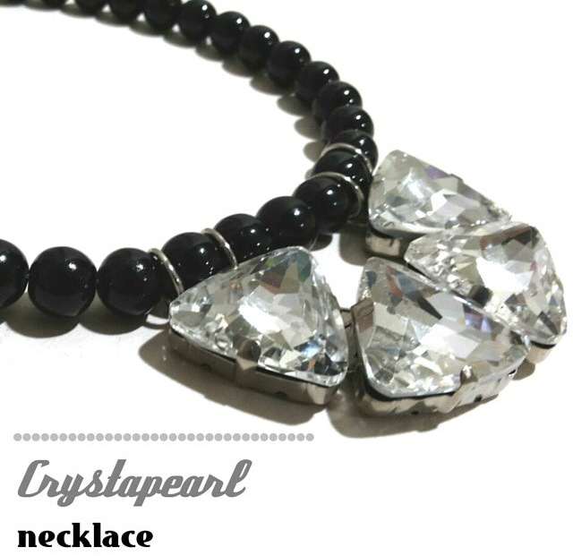 CollectionYours tweet picture