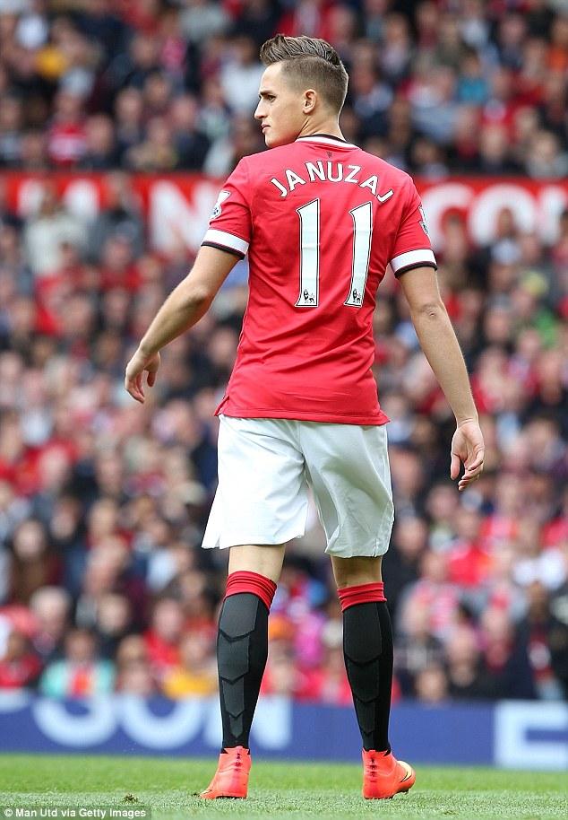 RedMissDevil's tweet photo. #updatejaman no 11 dulu & sekarang :') http://t.co/VY9HZE38f2