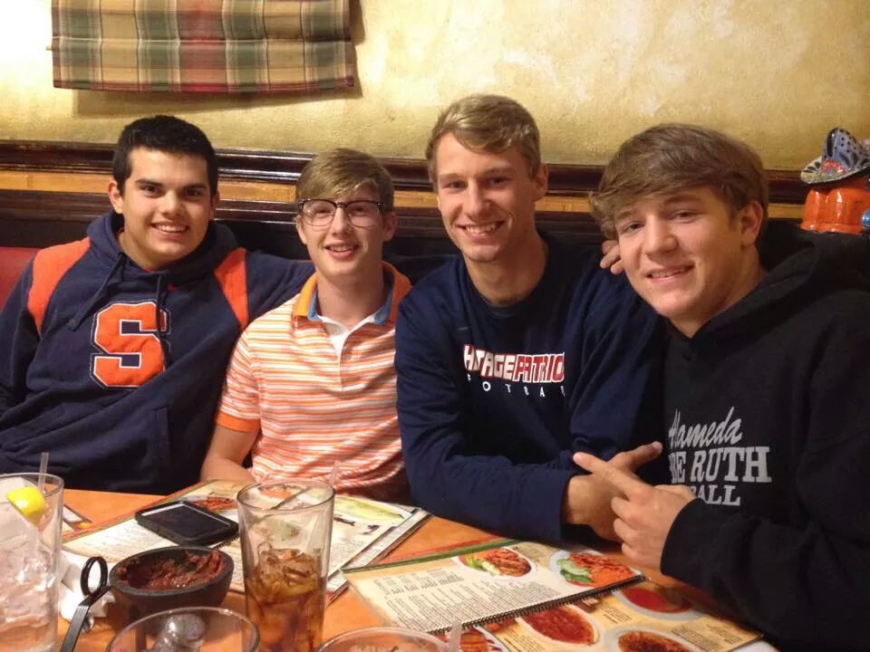 BlakeWills5's tweet photo. Gonna miss playing with these guys! #Chev #PFL #Brothers4Life http://t.co/4NupEAfEcD