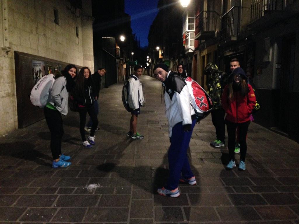 bn dia!!! els matinadors <a href="/padingraG/">Indoor Granollers</a> ja de cami al club!! molt dura la derrota d'ahir xo avui a x mes!!!