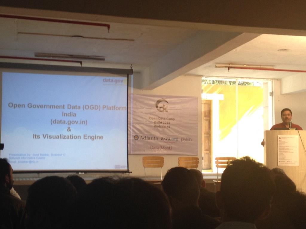 nasrhadi's tweet image. Staying with #representingdata at #ODCDel14, @DataPortalIndia&apos;s Sunil Babbar discusses the govt&apos;s work on #opendata.