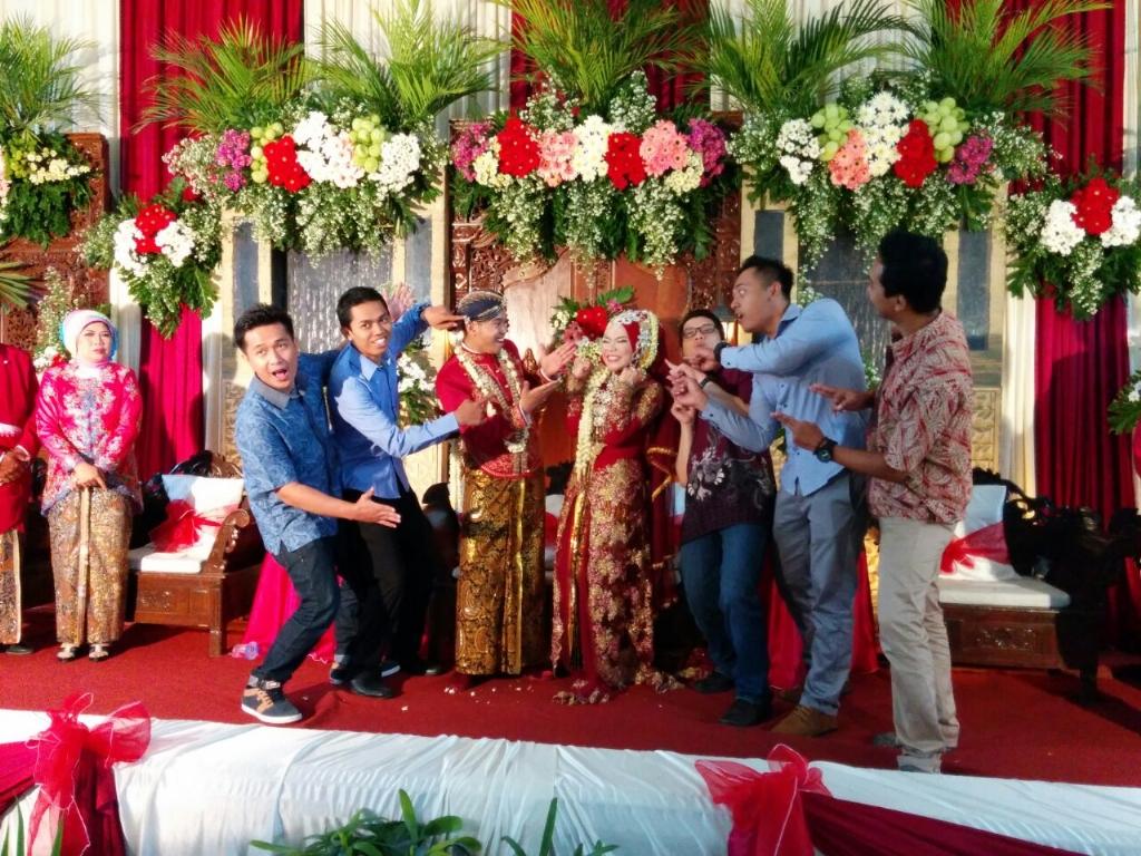 Selamat mas dab <a href="/rizaldihadian/">Rizaldi Hadian</a> &amp; mbak dab Firma ❤❤ *jogjaaa....