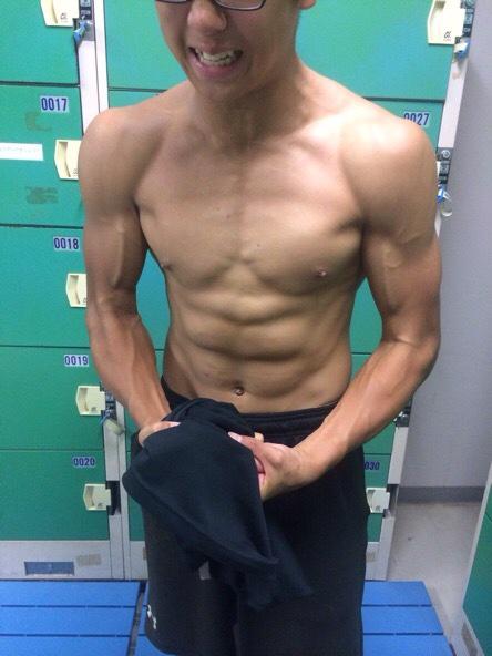 ocyoi's tweet photo. 東京 F高校ハンド部2年
M土君

いい体だと思ったらRT http://t.co/XPXqnGki0t