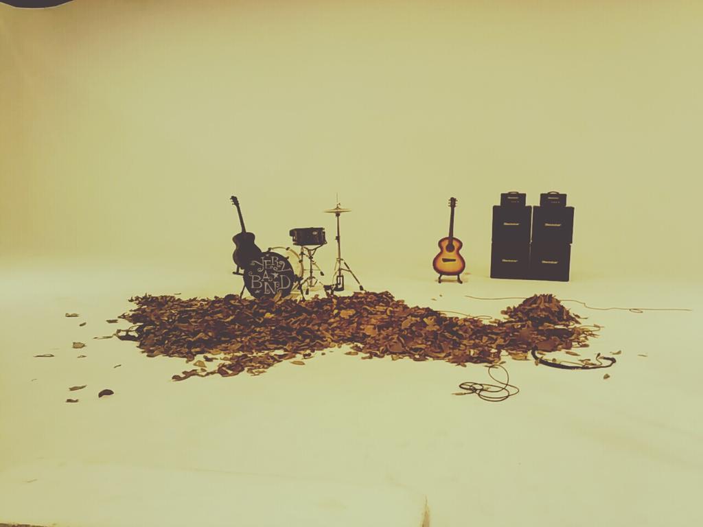 YERYBAND tweet picture