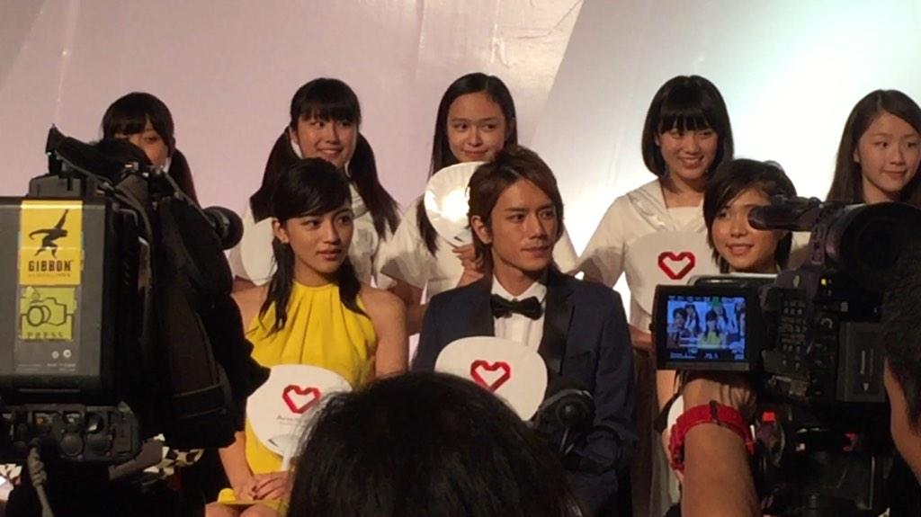 chocopair's tweet photo. ฮารุนะจังยิ้มน่าร๊ากมากกกกก เฮียกี้หล่อออออออ (≧∇≦)#WelcomeBackTackey #WelcomeBackHaruna http://t.co/KEZIxHrCoJ
