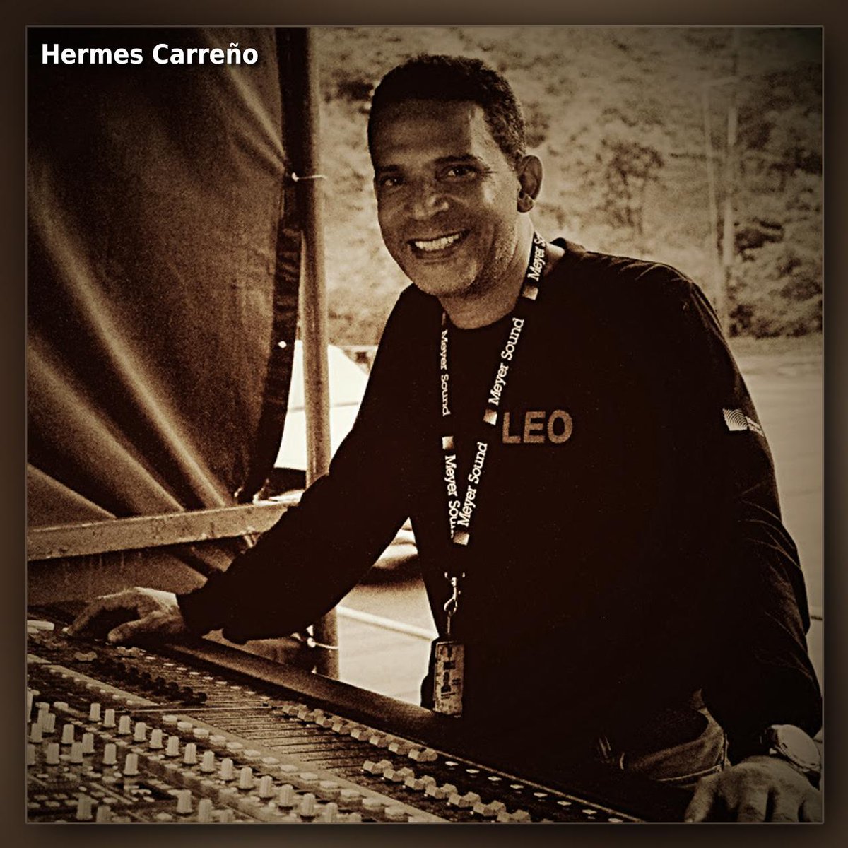 OficialGuaco's tweet photo. ► A la memoria de Hermes Carreño, compañero de ruta de Guaco durante más de 25 años → http://t.co/aKpzcB6UdD ← QEPD Ψ http://t.co/h33jJDj3Eq