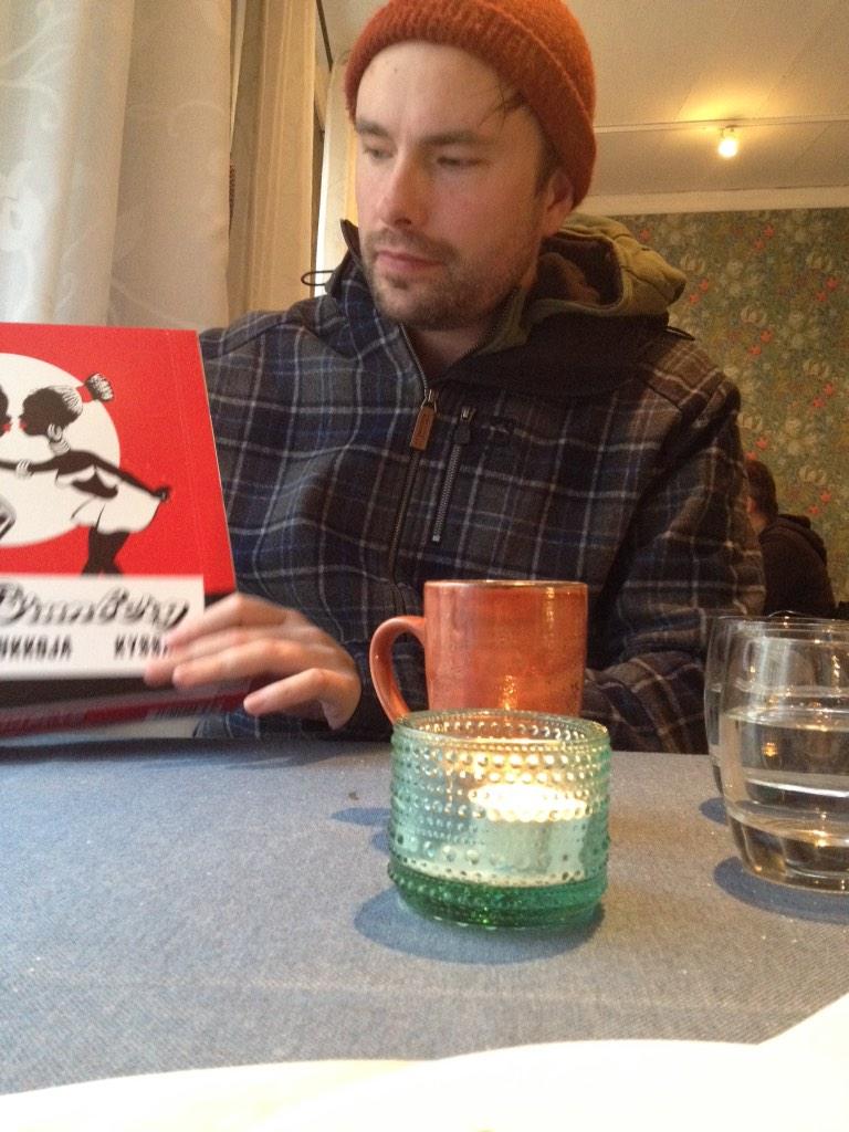PSVissy's tweet photo. Syntymäpäiväsankari @pppartanen voittosumpilla Porvoossa. http://t.co/qjRE29RRkQ