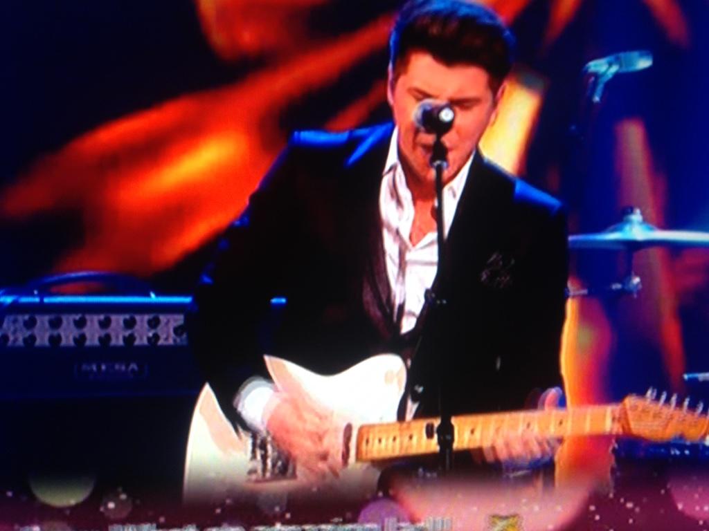 Lara ♡ on Twitter: 