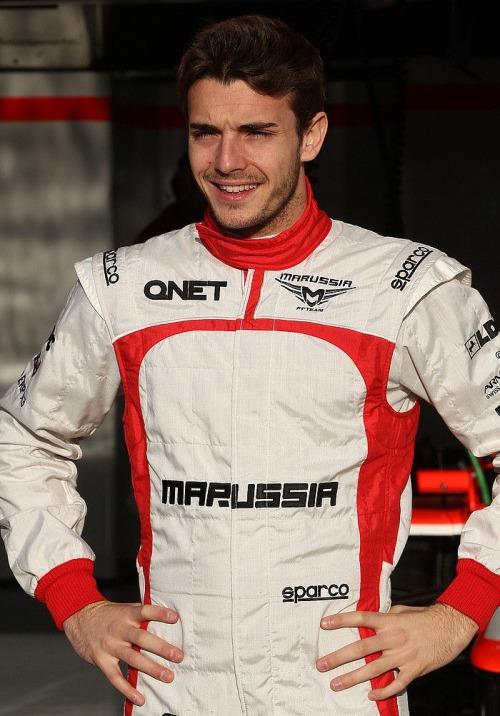 RetroRacingCo's tweet photo. #ForzaJules http://t.co/jhkiVtXFH9