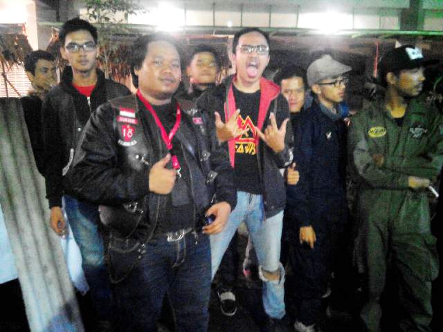 Ezha_ali's tweet photo. With member @JBI_Official yeah.... http://t.co/noqvXHXTSZ