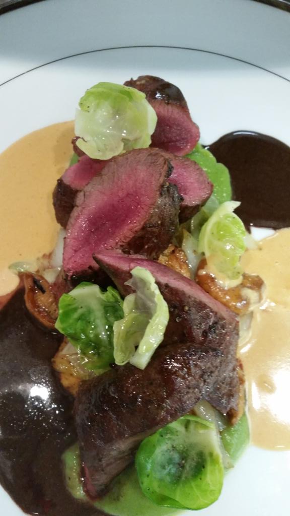 LeFox's tweet photo. Hazenrug terug in le fox time real tastes http://t.co/LUrK9g3ljx