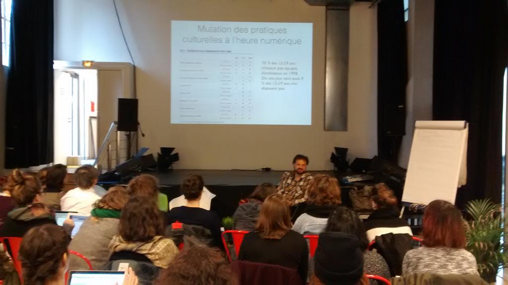 filierechinoise's tweet photo. Workshop sur la médiation numérique avec @master_cai et @multi_prevert @IDEFICreaTIC, c est parti. #LABmediation. http://t.co/1oUc2Y0l5Y